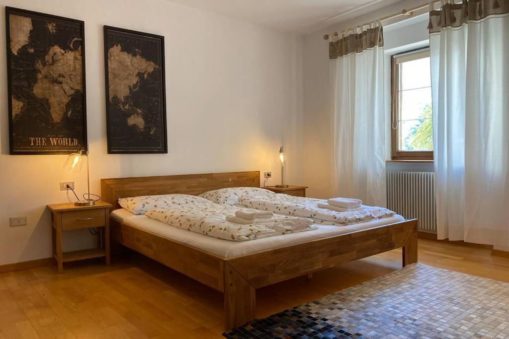 Grosse Wohnung Mit Garagenparkplatz Fiè Extérieur photo
